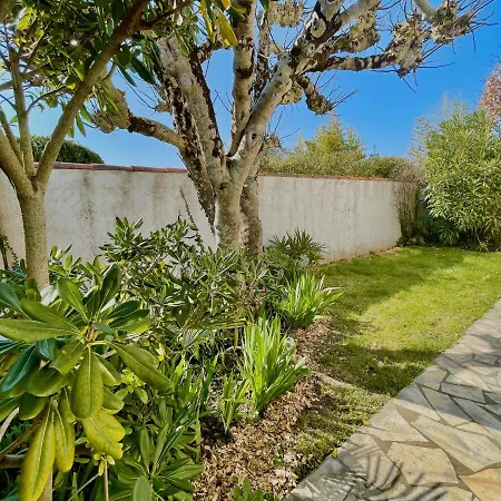 Teiva - 200m De La Ρουαγιάν